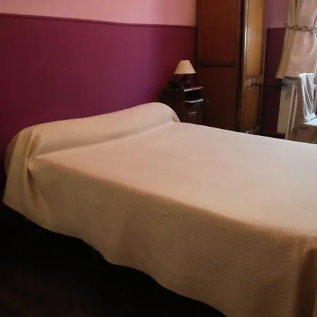 Hotel Morand 2*