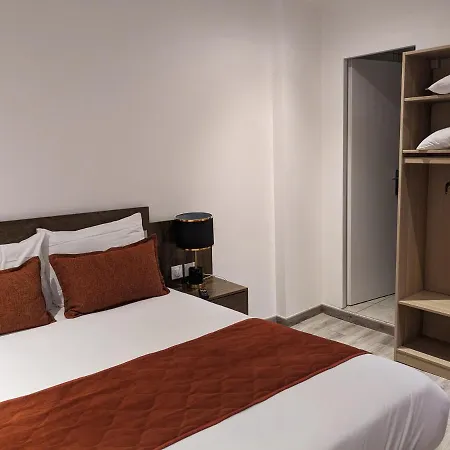 Hotel Morand 2*