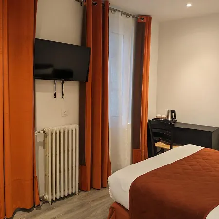 Hotel Morand 2*