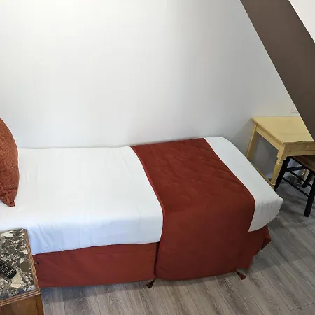 Hotel Morand 2*
